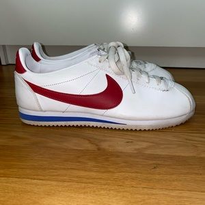 NIKE CORTEZ WMNS 9.5 (Fits 9 & 9.5)